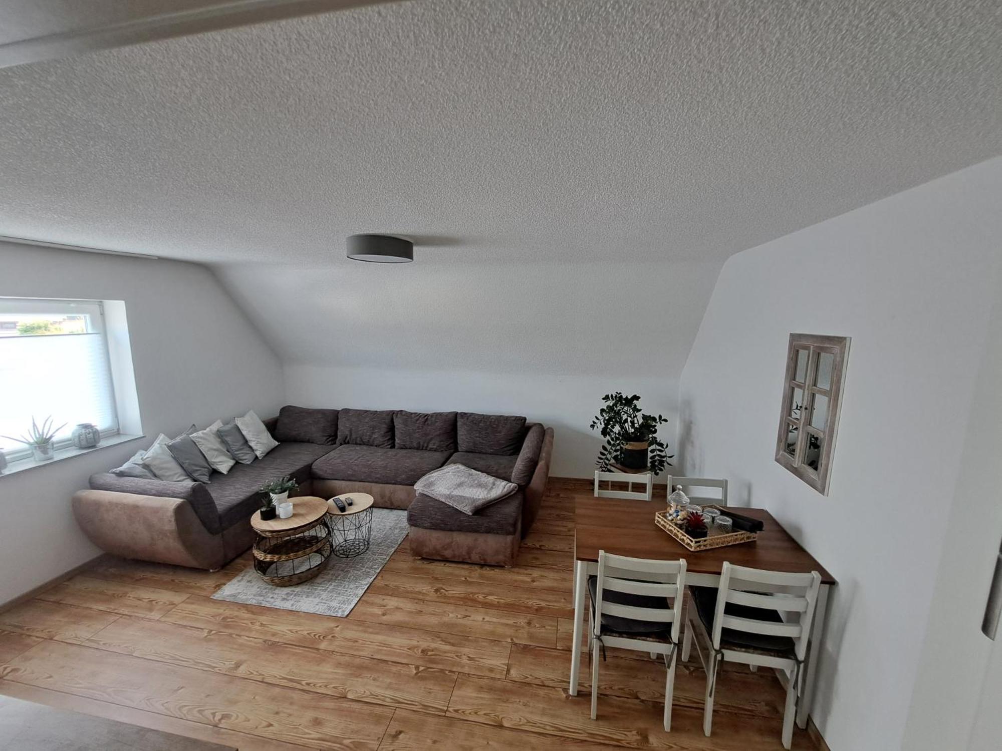 Wunderschoenes 2 Zimmer Apartment Inkl. Parkplatz Asbach  Exterior foto