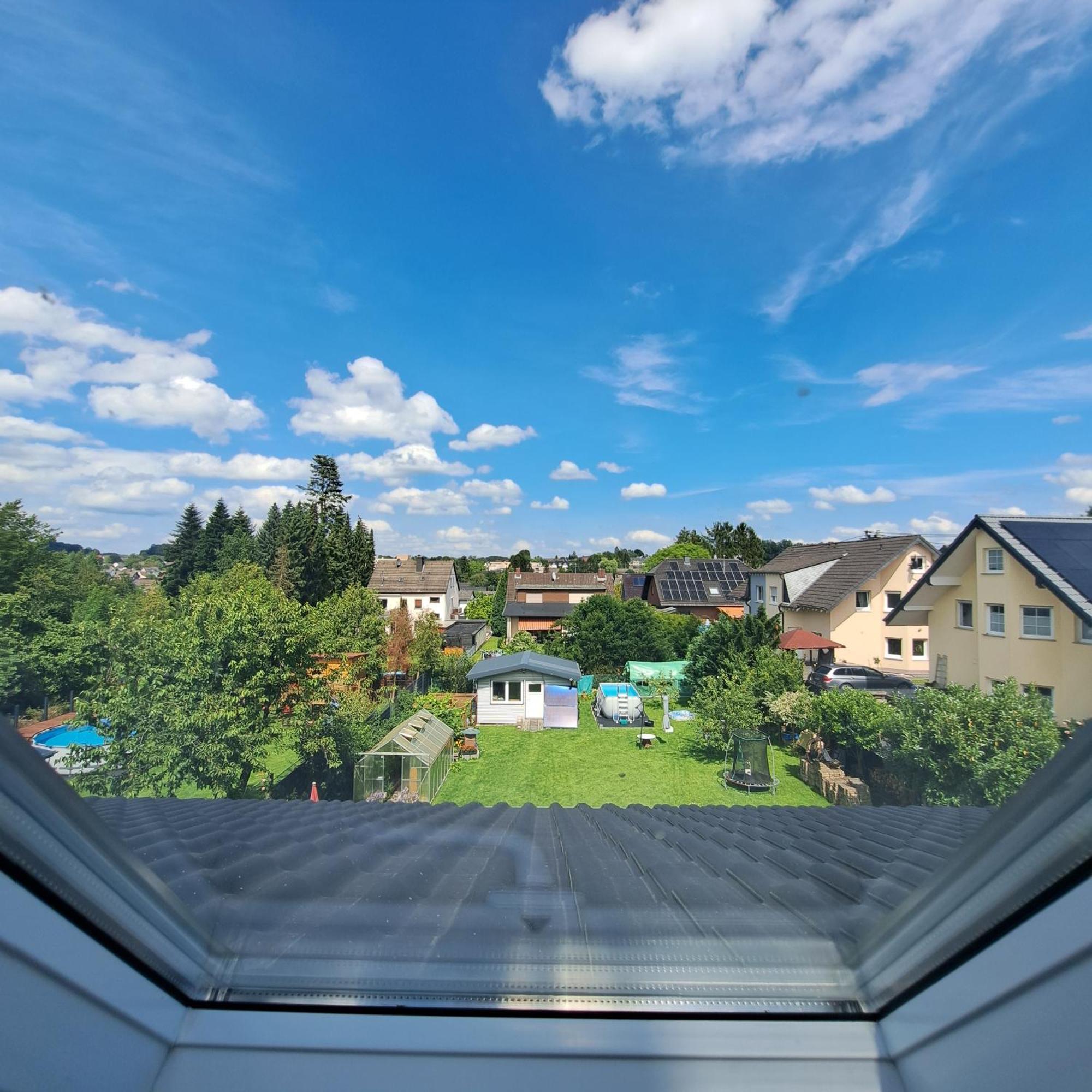 Wunderschoenes 2 Zimmer Apartment Inkl. Parkplatz Asbach  Exterior foto